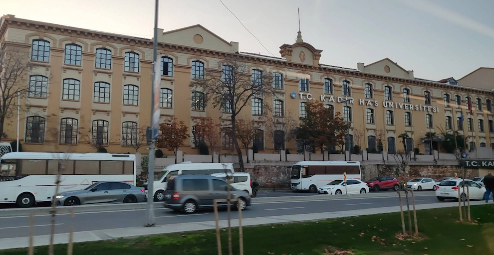 Kadir Has University Nearby Dormitories - Safe, Comfortable, and Easily Accessible